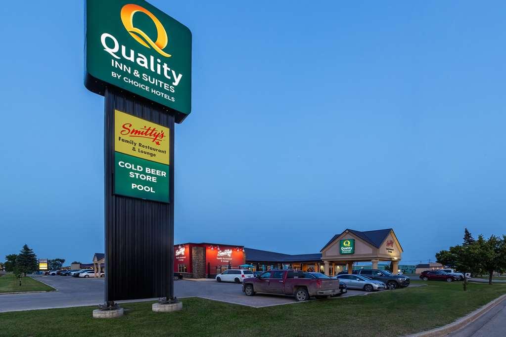 Quality Inn Winkler Exterior photo